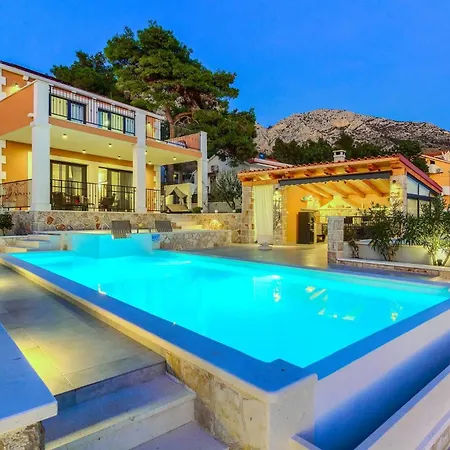 Peaceful Luce Di Mare - Heated Pool, Sauna 伊万多拉克