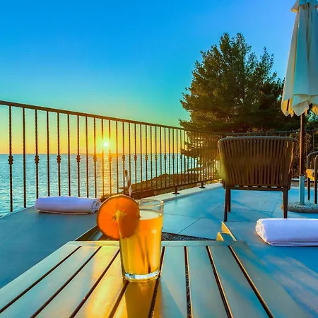 Peaceful Luce Di Mare - Heated Pool, Sauna 别墅 伊万多拉克