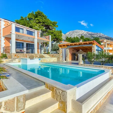 Peaceful Luce Di Mare - Heated Pool, Sauna *