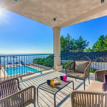 Peaceful Luce Di Mare - Heated Pool, Sauna *